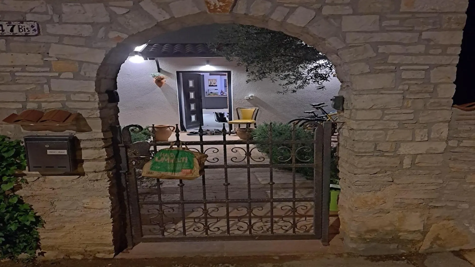 Beautiful Holiday Home Near The Sea Tar-Vabriga